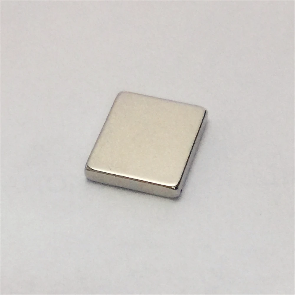 10pcs 5mm Square Cube Magnets Petits aimants en néodyme forts pour  réfrigérateur Aimants de bureau