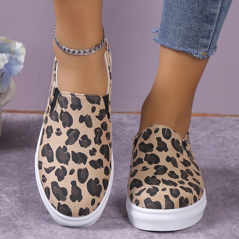 

Fashion Leopard Platform Loafers Women 2023 Autumn Slip-On Flat Sneakers Woman Large Size 43 Non-Slip Ladies Casual Shoes
