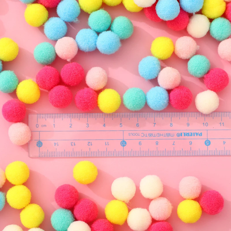 100 개/몫 마카롱 폼폼 푹신한 공 10mm Coloful 플러시 볼 수제 공예 헤어 밴드 재료 액세서리 DIY 장식 장난감