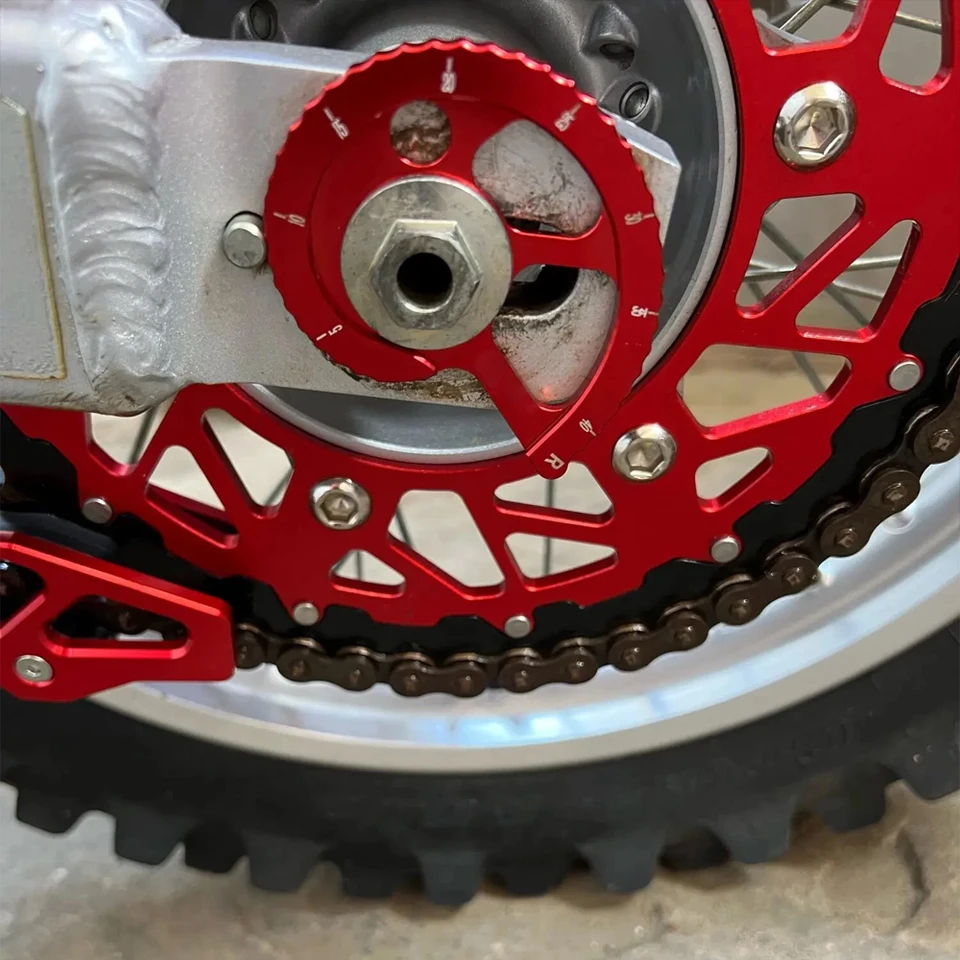 Rear Axle Chain Adjusters For Honda CRF230L 2006-2010 CRF150F CRF230F 2003-2017 - Foto 3