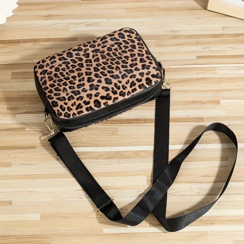 Leopard Print Crossbody Bag for Women, Fashion Casual Shoulder Bag, Lightweight Purse, Versatile for Office, Daily, Going Out