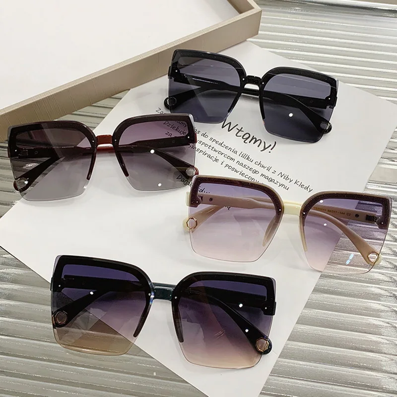 Personalized Fashion Oversized Sunglasses Man Woman Rimless Square Sun Glasses Eyewear  Brand Design UV400 Female Shades_voghion.com