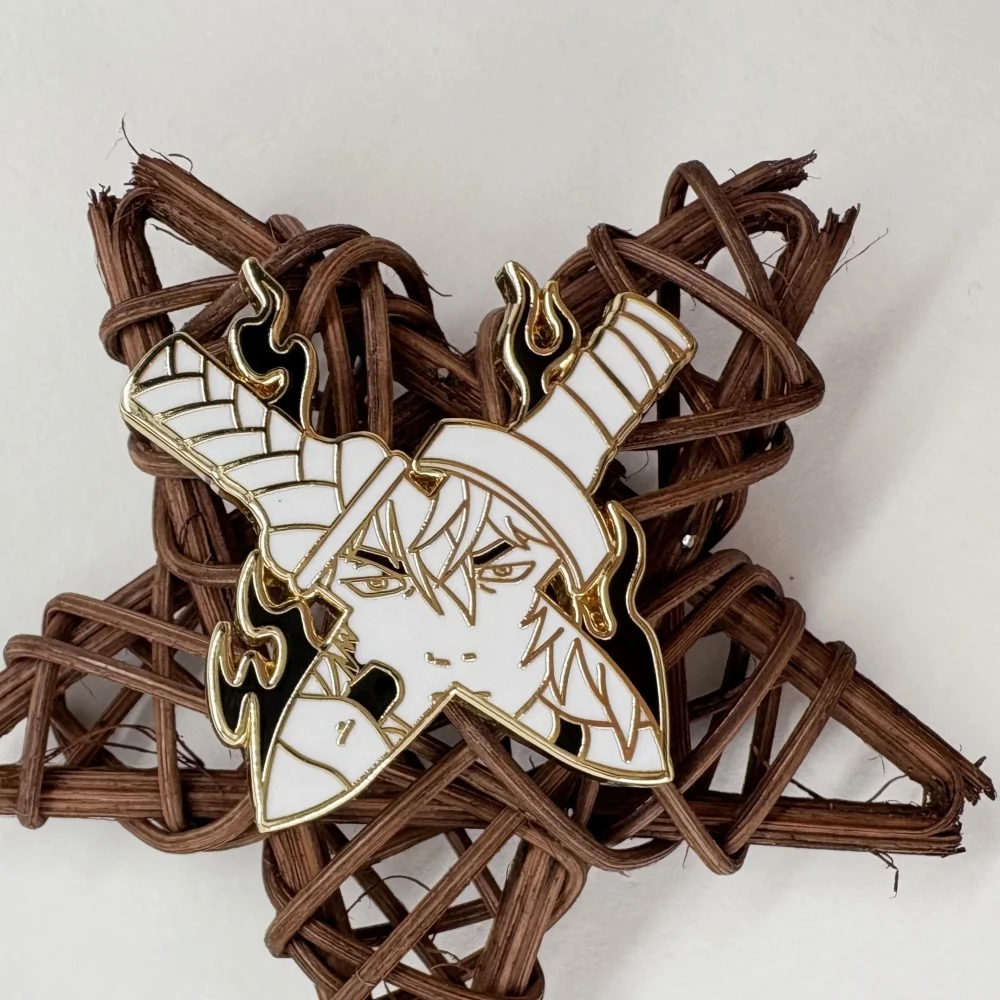 Animation VINLAND SAGA character Thorfinn Karlsefni metal pin