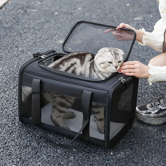 Pet bag, portable bag for going out, car carrying portable cat bag, large capacity, two small dogs, cat going out bag 3