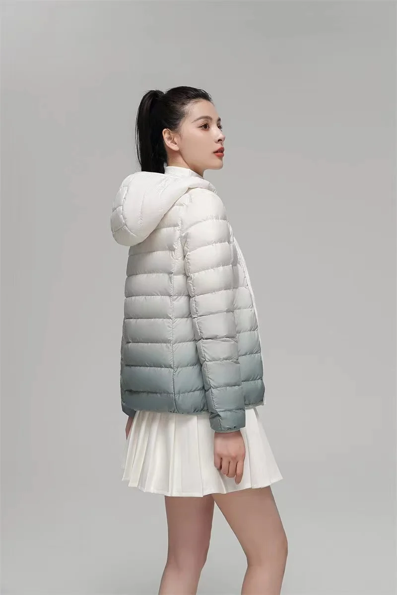 Women Luxury Designer Gradient Down Coats 2023 Autumn Winter New Fashion Hooded Slim Fit Ultra Lightweight Keep Warm Jackets