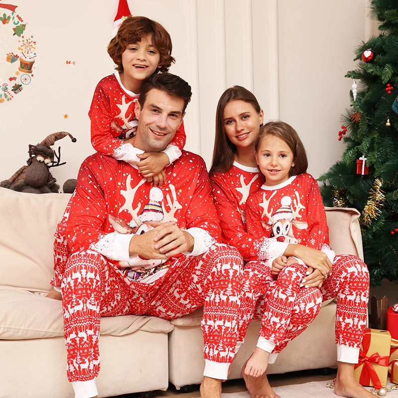 

Xmas Family Matching Clothing Christmas Pajamas 2024 New Year Fashion Green Santa Claus Print Adult Kids Set Baby Romper Pajamas