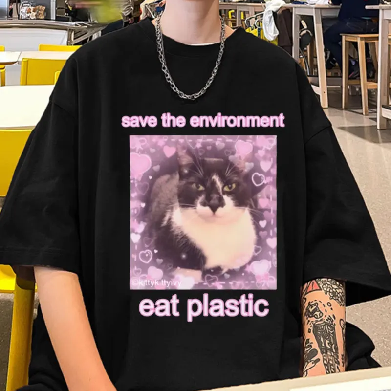 

Funny Save The Environment Eat Plastic Cute Cat Graphic Printed T Shirts Men Fashion Oversized T-shirt Short Sleeve Unisex Tops