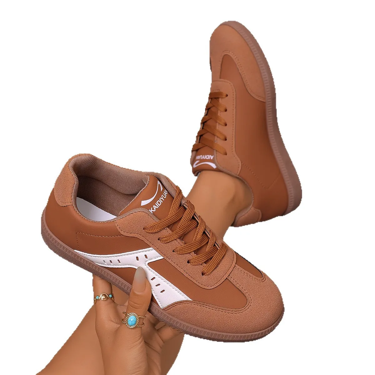 Women's Contrast Color Flat Sneakers Soft Sole Lace-Up Walking Shoes Lightweight Comfortable Low-Top Fashion Footwear