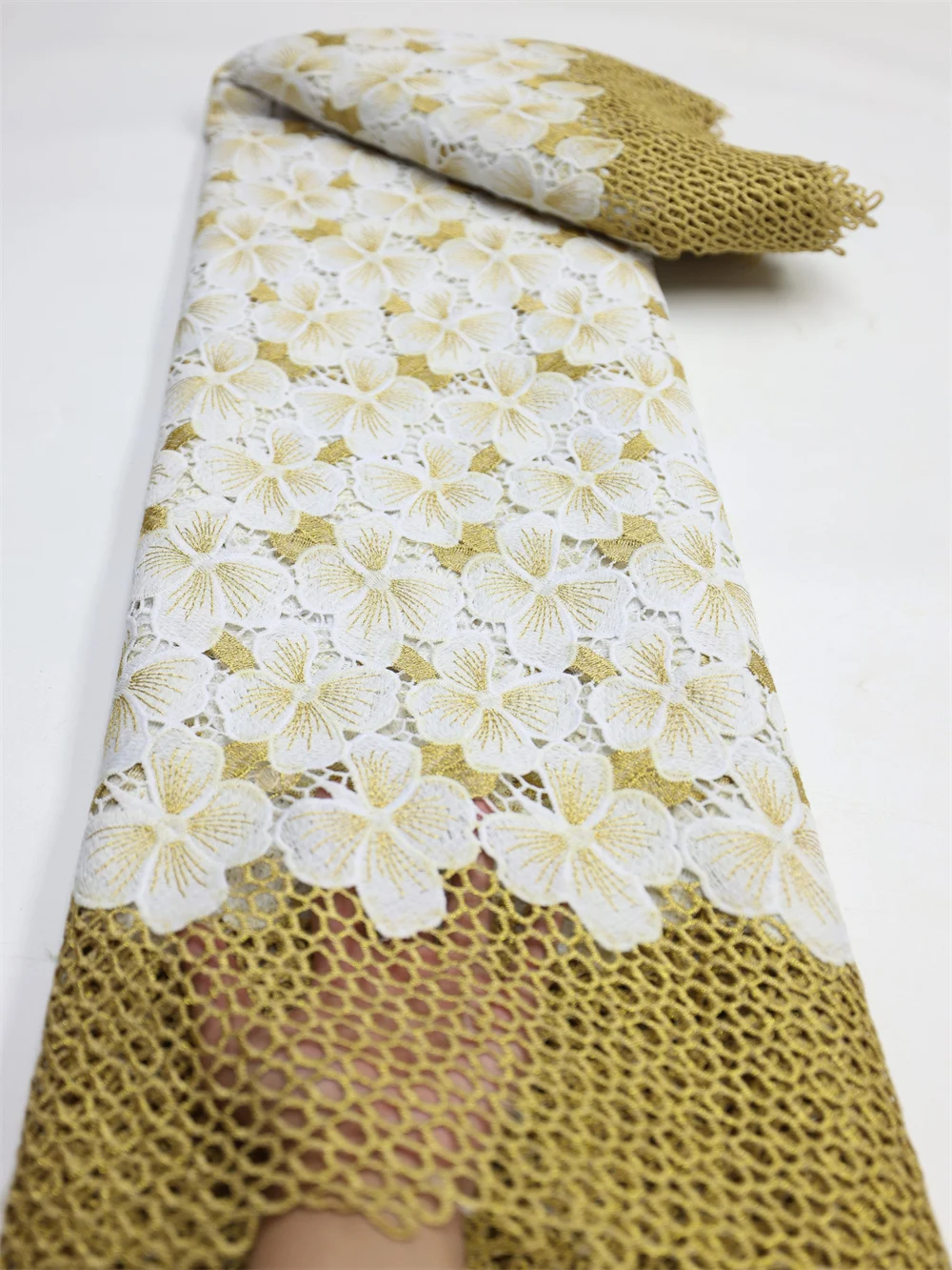 High Quality African Guipure Cord Lace Fabric with Sequins French Nigeria Lace Fabric for Luxury Wedding Material QF1406-1