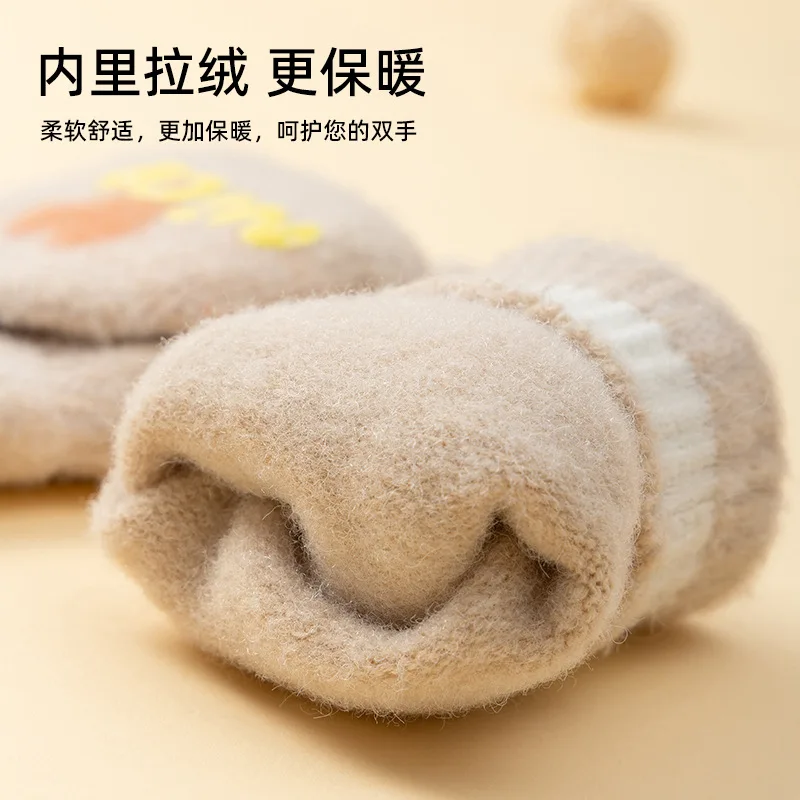 �ܿ� �� �հ��� ������ ���ƿ� ���� Ÿ����, ������ �Ϳ��� ��� ����, �Ǽհ��� �β��� �л� �۾��� �尩