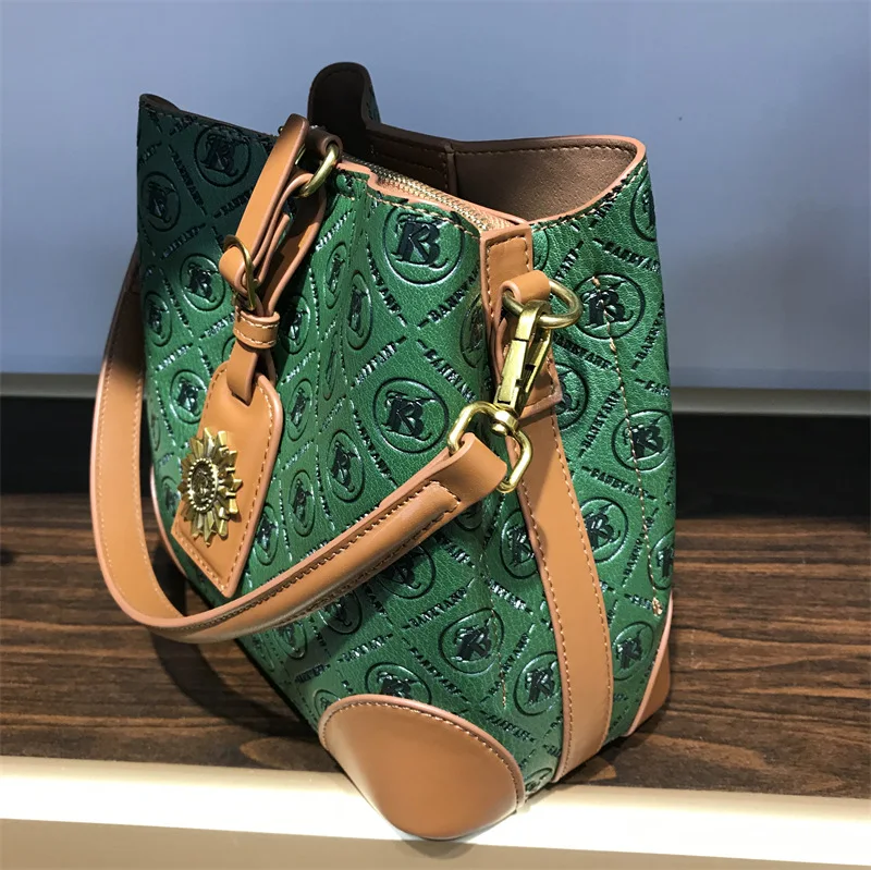 

Luxury Brand Contrast Bucket Bag Women's Bag 2023 New High Quality Retro Portable Shoulder Messenger Bag