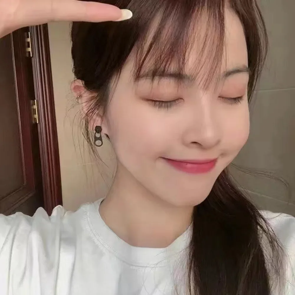 Hip Hop Zipper Earrings Personality Cool Metal Stud Earrings for Men Women Vintage Punk Style Jewelry