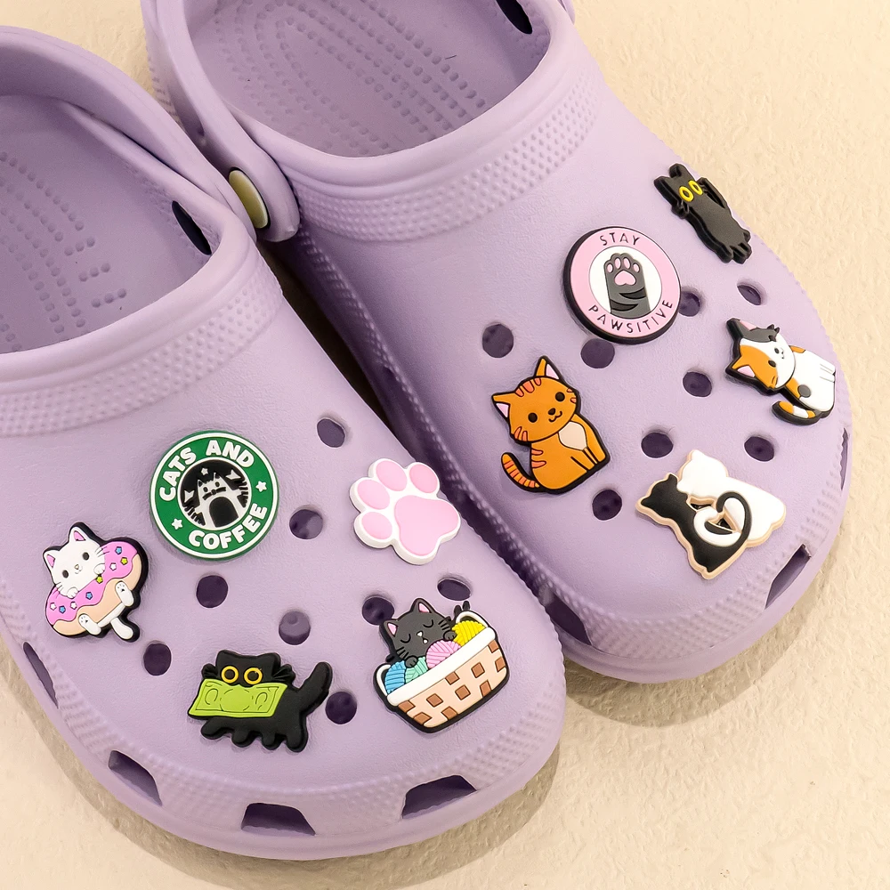1pcs PVC Cats Shoe Charms Cute Animal Shoe Decorations Pins for Women Girls Kids Sandal Clog Buckles Black Cat Accessories Gifts shoe charms