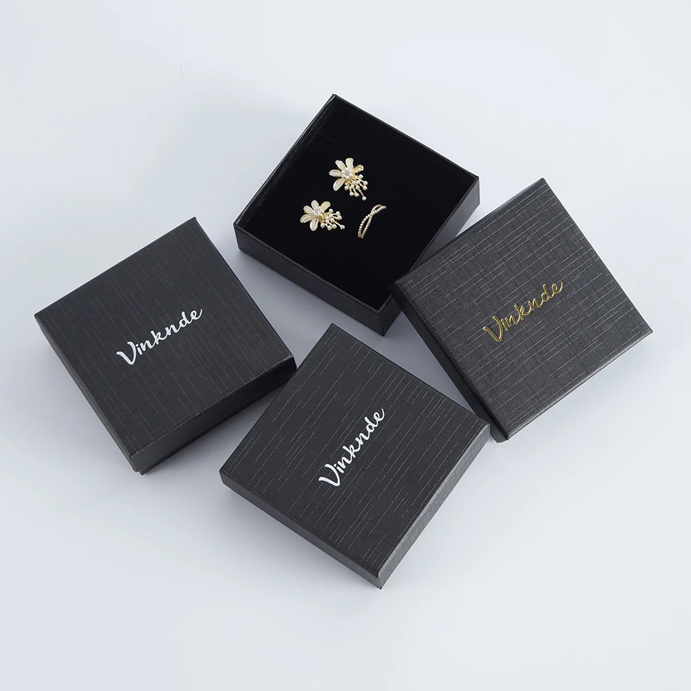

Wholesale Custom Logo Jewelery Storage Box Wedding Gift Earring Necklaces Case Packaging 50pcs Black 7x9x3cm DIY Bracelets Boxes