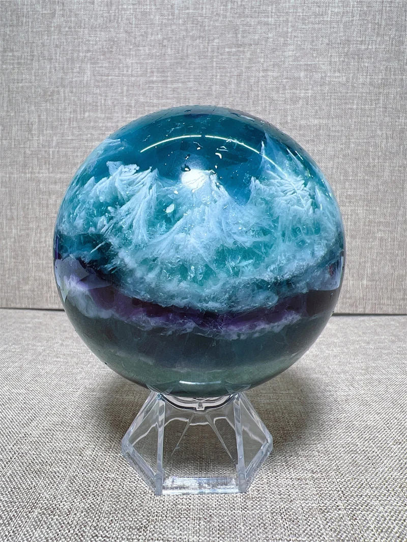 

Natural Snowflake Fluorite Sphere With Rain Bow Free Form Carving Reiki Healing Stone Home Decoration Exquisite Gift