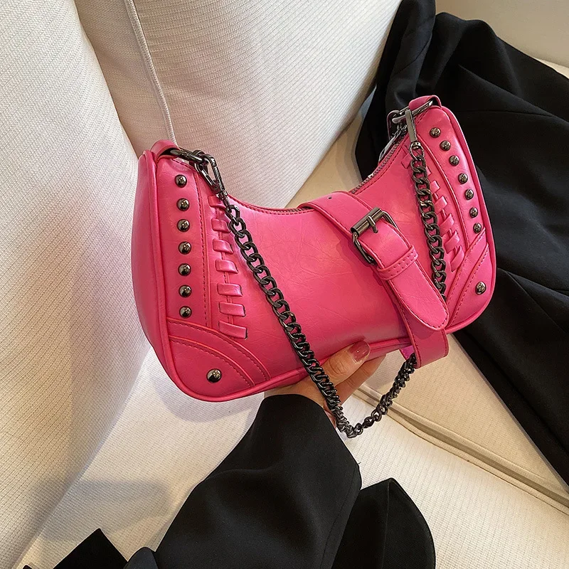 

Woman Chain Riveted Shoulder Messenger Bag Half-Moon Locomotive Bag Luxury Fashion Handbags