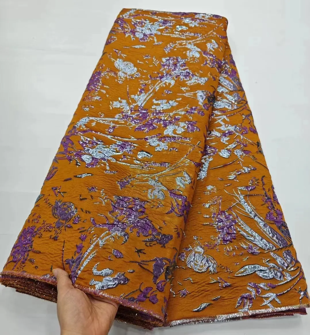 

African Jacquard Fabric Brocade Lace French Lace 2024 High Quality Nigerian Gilding Lace Fabric For Wedding Party Dress Sewing