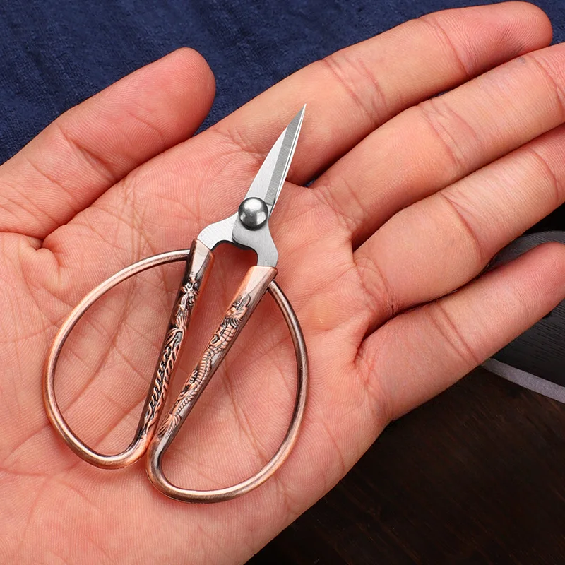 Mini Stainless Steel Sewing Scissors Retro Tailor Thread Embroidery Fabric Needlework Scissor Household Sewing Accessories sewing scissors tailor scissors sewing supplies