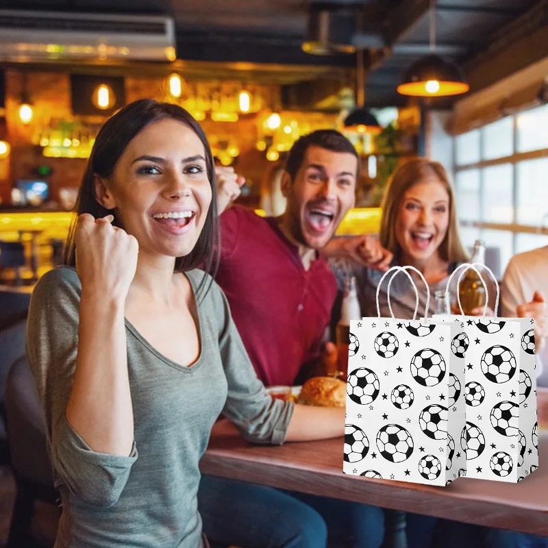 5/10Pcs Fußball Geschenk Taschen Kinder Jungen Sport Thema Geburtstag Party Favors Liefert Kraft Papier Fußball Süßigkeiten Snack verpackung Taschen – Detail 2