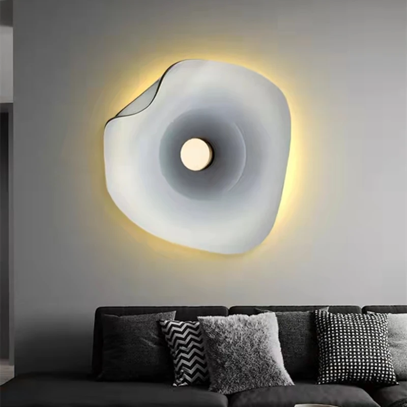 

Настенный светильник в скандинавском стиле, цветная лампа в стиле постмодерн, e27, бра для спальни, модель комнаты, дизайнерские украшения, ст...