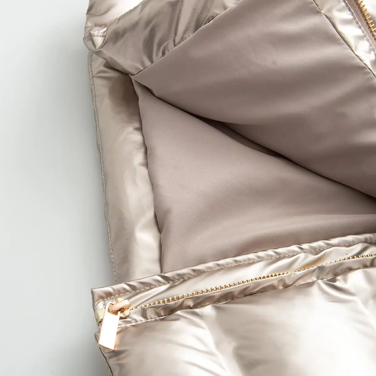 Women's Winter Jacket Hooded Short Parkas Coats With Belt Slim Women Elegant Thick Warm Pockets Windproof Skiing Jackets