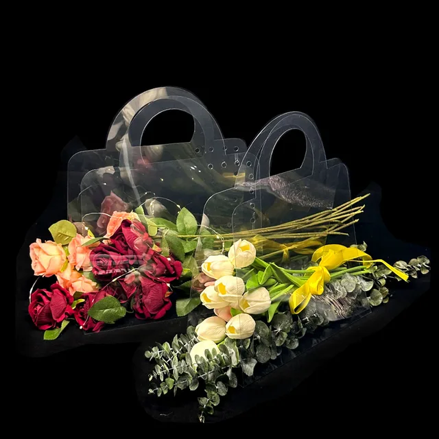 lfjfaecx 4 PCS Flower Paper Box Bouquet Storage Bucket Florist Bag Handbag  Flower Bouquet Wrapping Basket Florist Packaging Box with Metal Chain