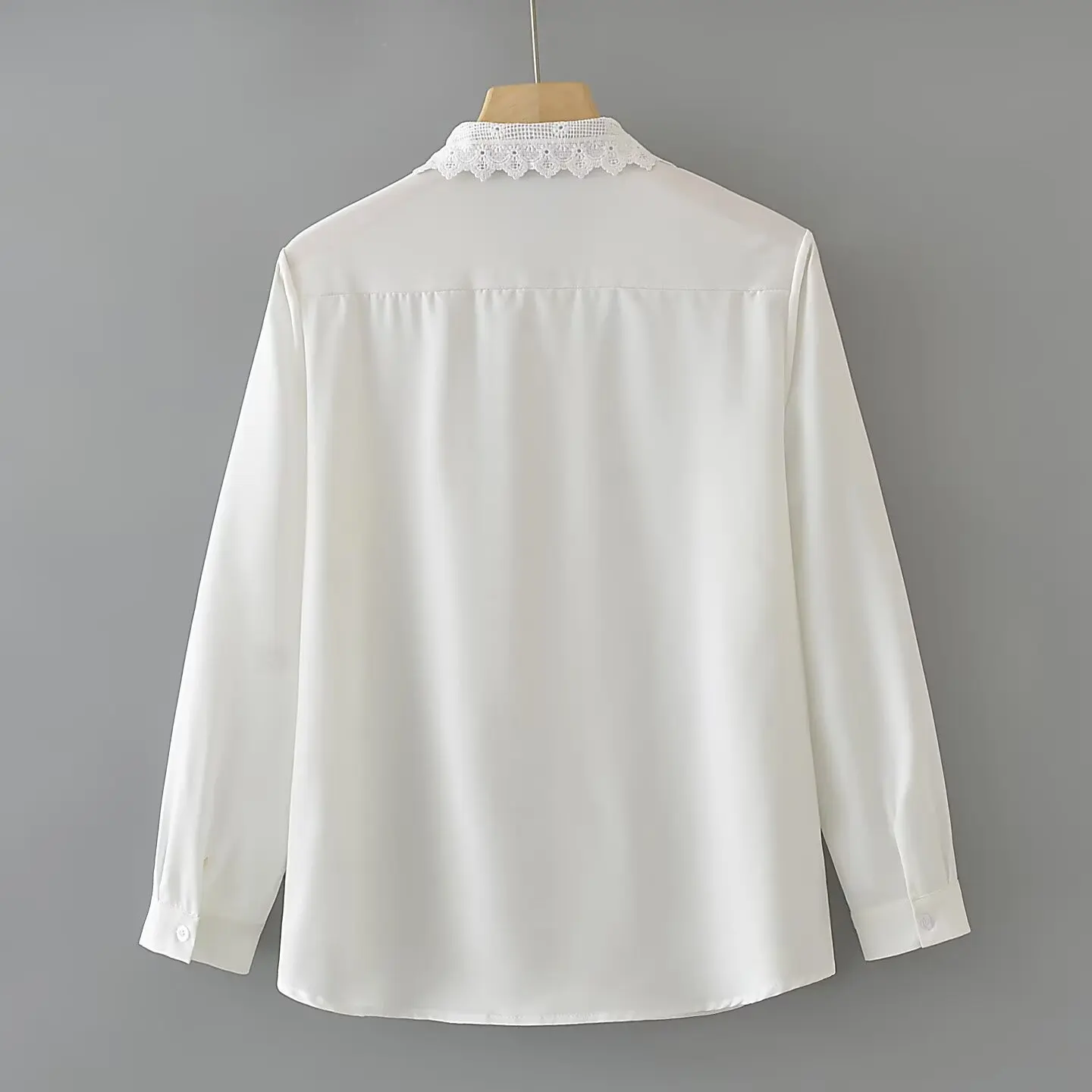 Fashion Plus Size Women's Blouses Autumn New Style Elegant Lace Lapel Long Sleeved Shirt Single Pocket Tops 451