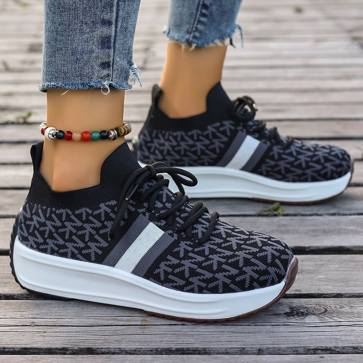 

2024Spring New Fashion Design Outdoor Sports Women's Sports Shoes Lightweight Running Shoes Plus Size Vulcanized Shoes