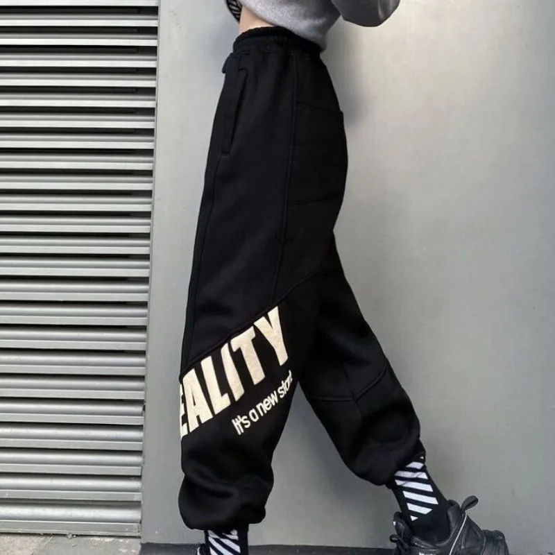 Рисунок 6 - Женские весенне-осенние новые модные