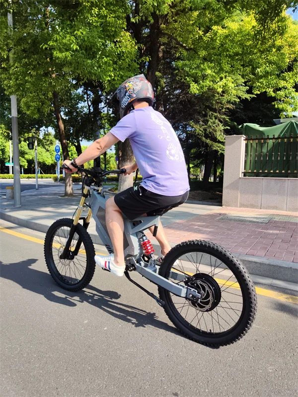 80km Long Range Stealth Bomber Electric Scooter 5000w SS60 Electric Bicycle 72v 26 Inch