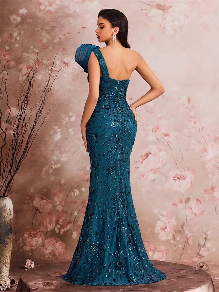 فساتين سهرة طويلة فاخرة من Lucyinlove بكتف مائل تر...