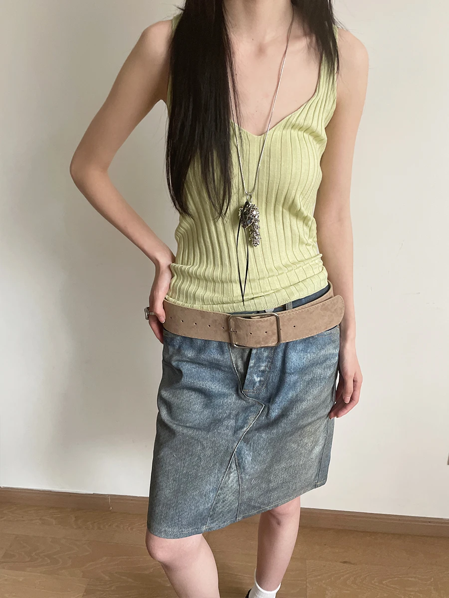 Vintage-Inspired Marbled Brown Wide Waist Belt with Decorative Design