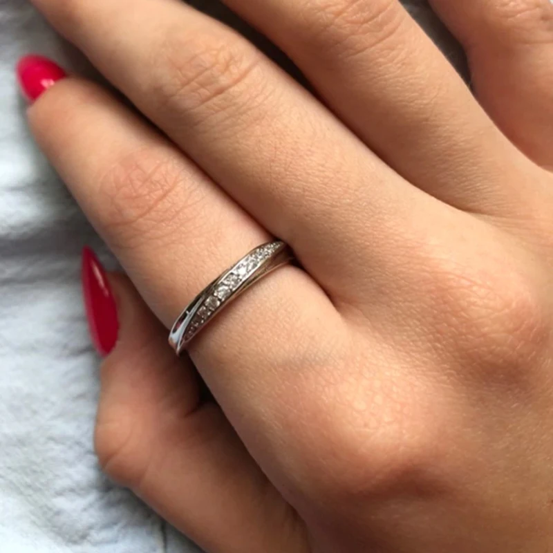 Elegant Rose Gold Cubic Zirconia Wedding Ring