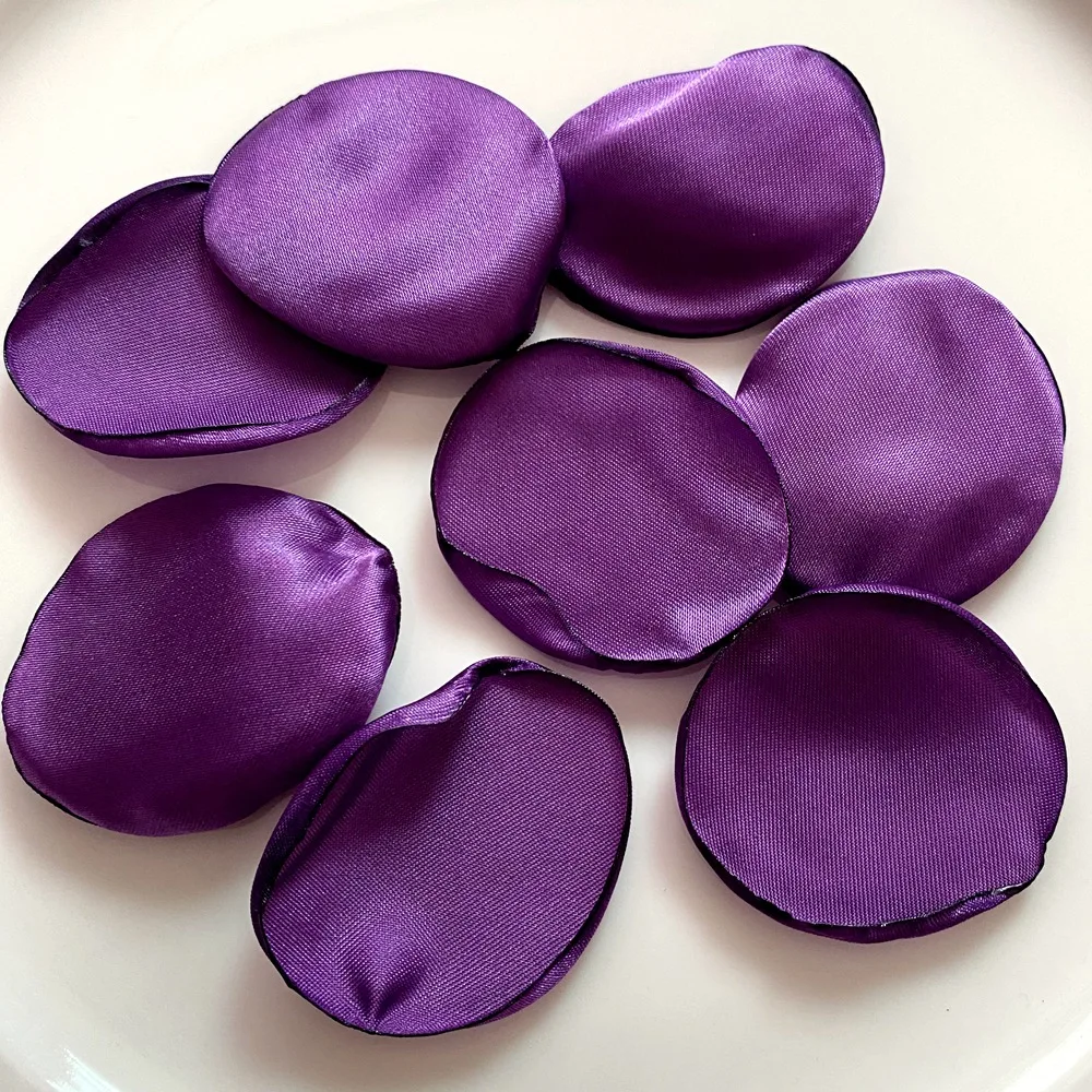 100/300pcs 4CM Artificial Fake Rose Petals for Romantic Night Wedding Event Party Decoration Color Gold Red White Petals