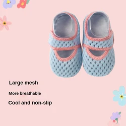 Kids Aqua Barefoot Sneakers for Water Sports and Indoor Play (Qian lan fen bian)