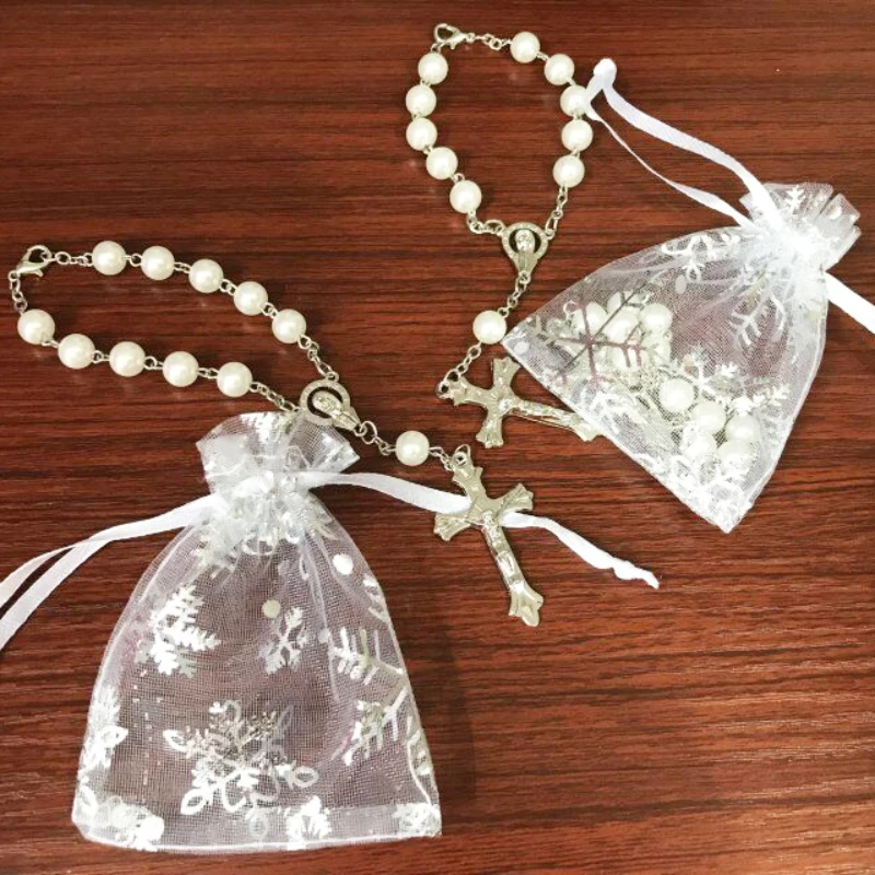 Amazon.com: 100 Pieces Rosaries Baptism Sets Including 25 Pcs Mini Rosary  25 Pcs Cross Favor Boxes 25 Pcs Organza Gift Bags and 25 Pcs Thank You  Kraft Tags Guest Return Gifts for