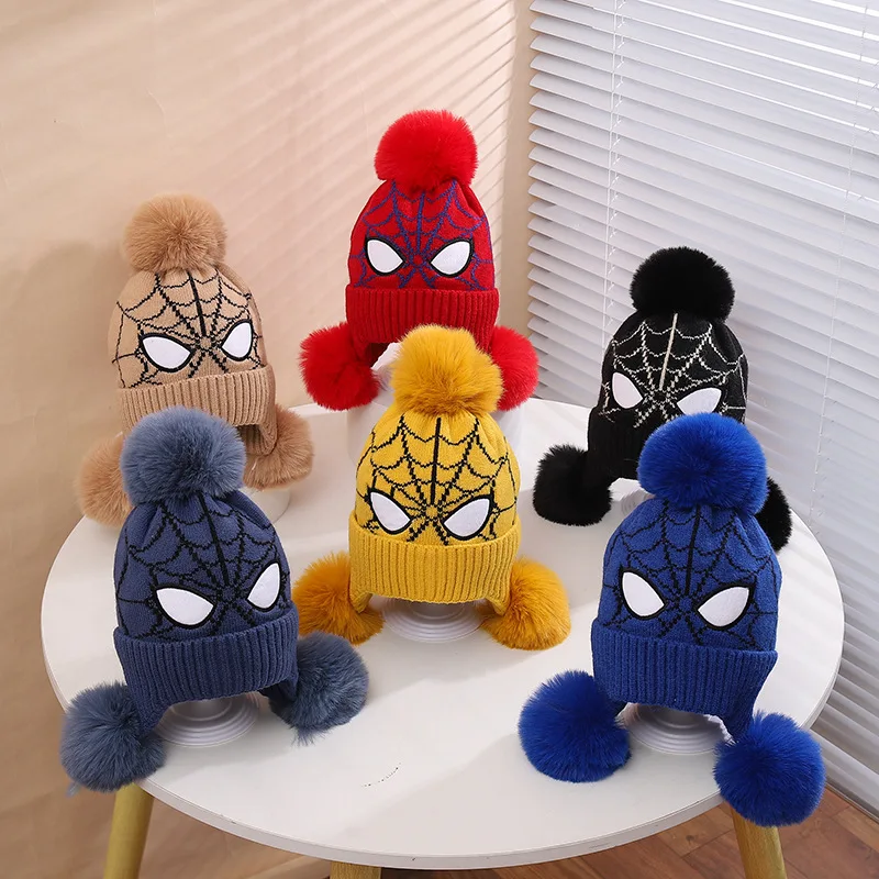 

Зимняя Модная вязаная шапка Marvel Человек-Паук вязаная шапка с завитыми волосами шариками утепленная и теплая детская шапка с защитой ушей милый подарок