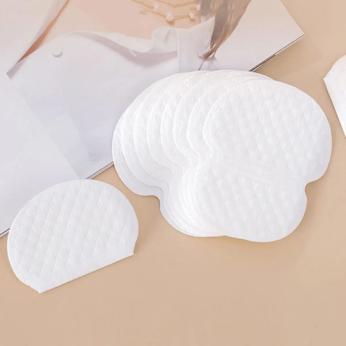 30/50/80Pcs Armpit Sweat Pads Underarm Sweat Pads for Women Men Disposable Sweat Pads for Sweating Non Sweat Adhesive Armpit
