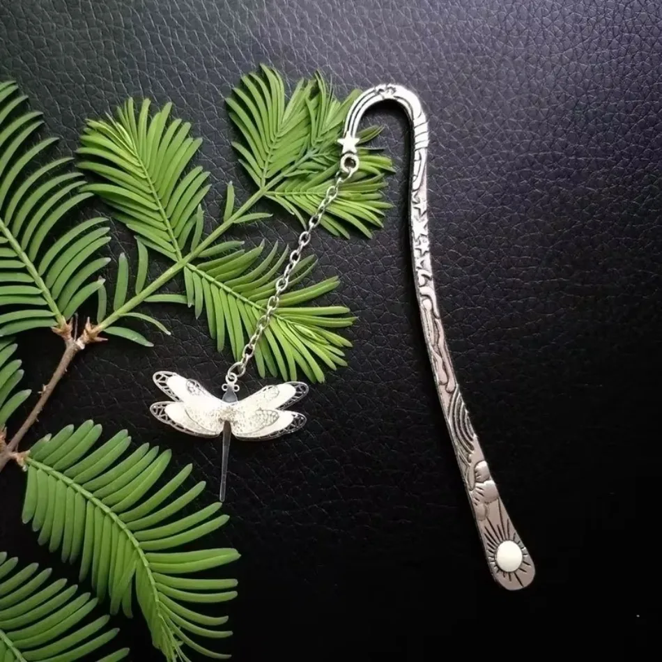 Dragonfly Bookmark Cultural and Creative Product Luminous Metal Bookmark Fluorescent Butterfly Creative Culture Student Bookmark