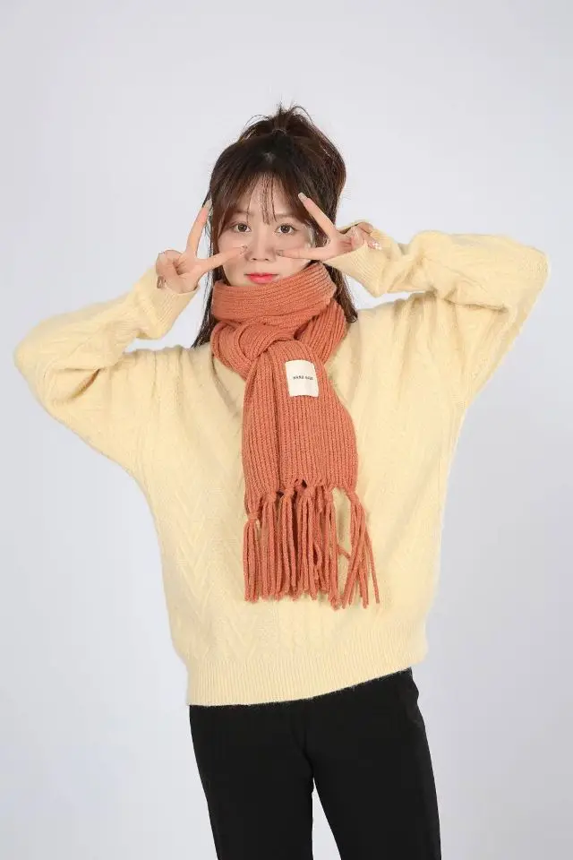 

1 новый вязаный жаккардовый шарф в клетку с мультяшным рисунком для женщин, винтажный модный кашемировый шарф с бахромой, семейный теплый шарф