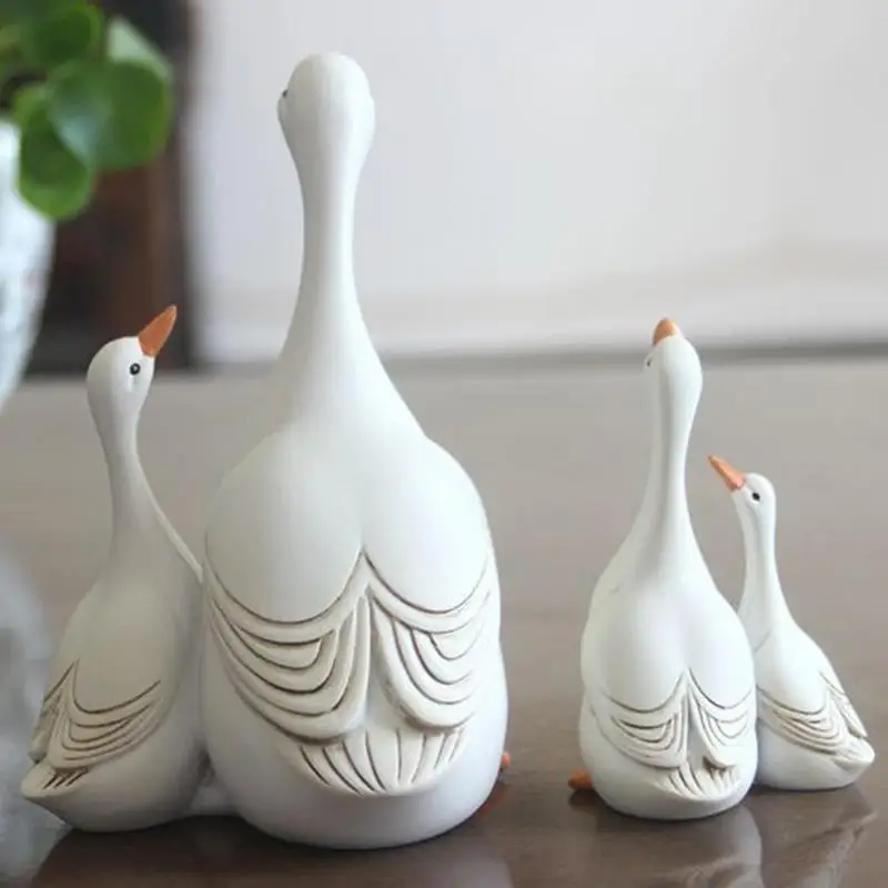 

Duck Statute Resin Duck Simulation Figurines Garden Farm Decoration Animal Ornament Decorative Duck Statute Shopping Mall Park