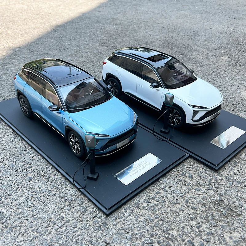 

Diecast Alloy 1:18 Scale NIO ES6 New Energy Electric Vehicle Model Adult Classic Collection Toys Static Display Gifts Souvenir