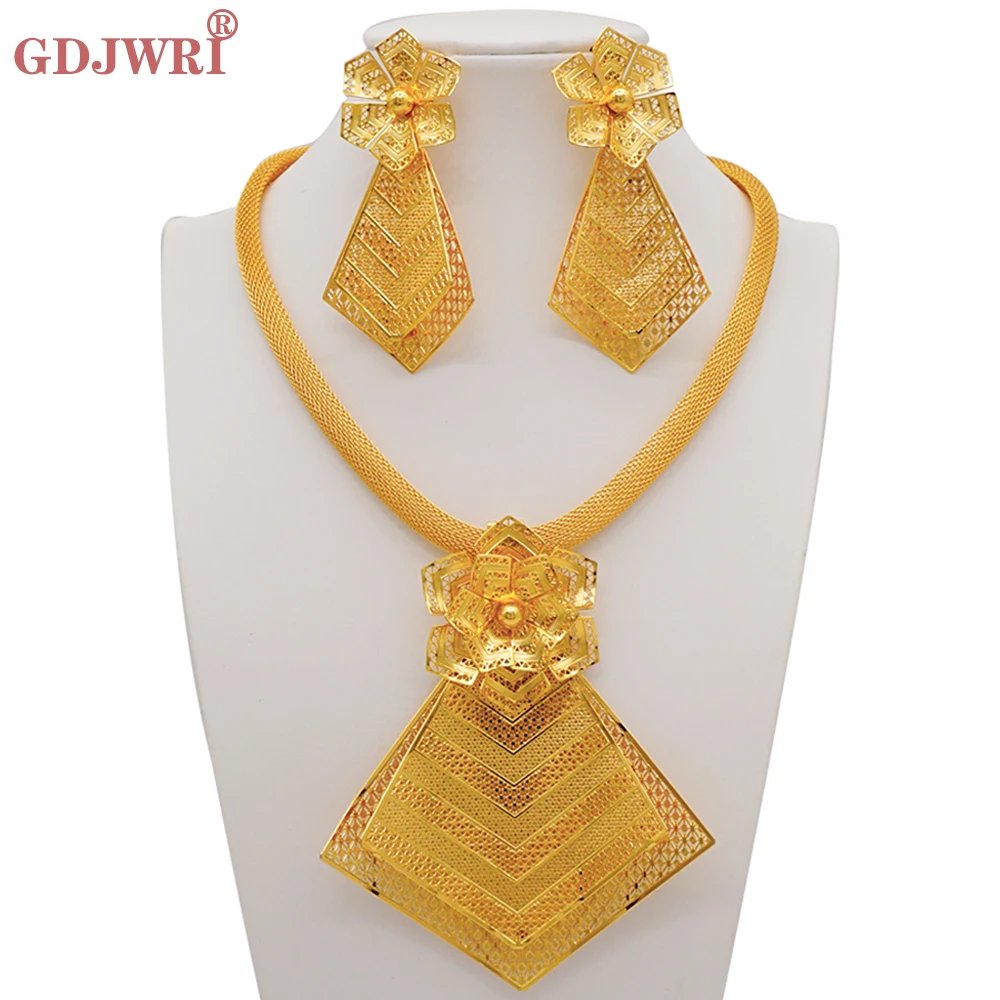 

Fashion Jewelry Set Dubai Gold Color Flower Copper Big Pendant Necklace & Earrings Sets For Women Wedding Party Gift