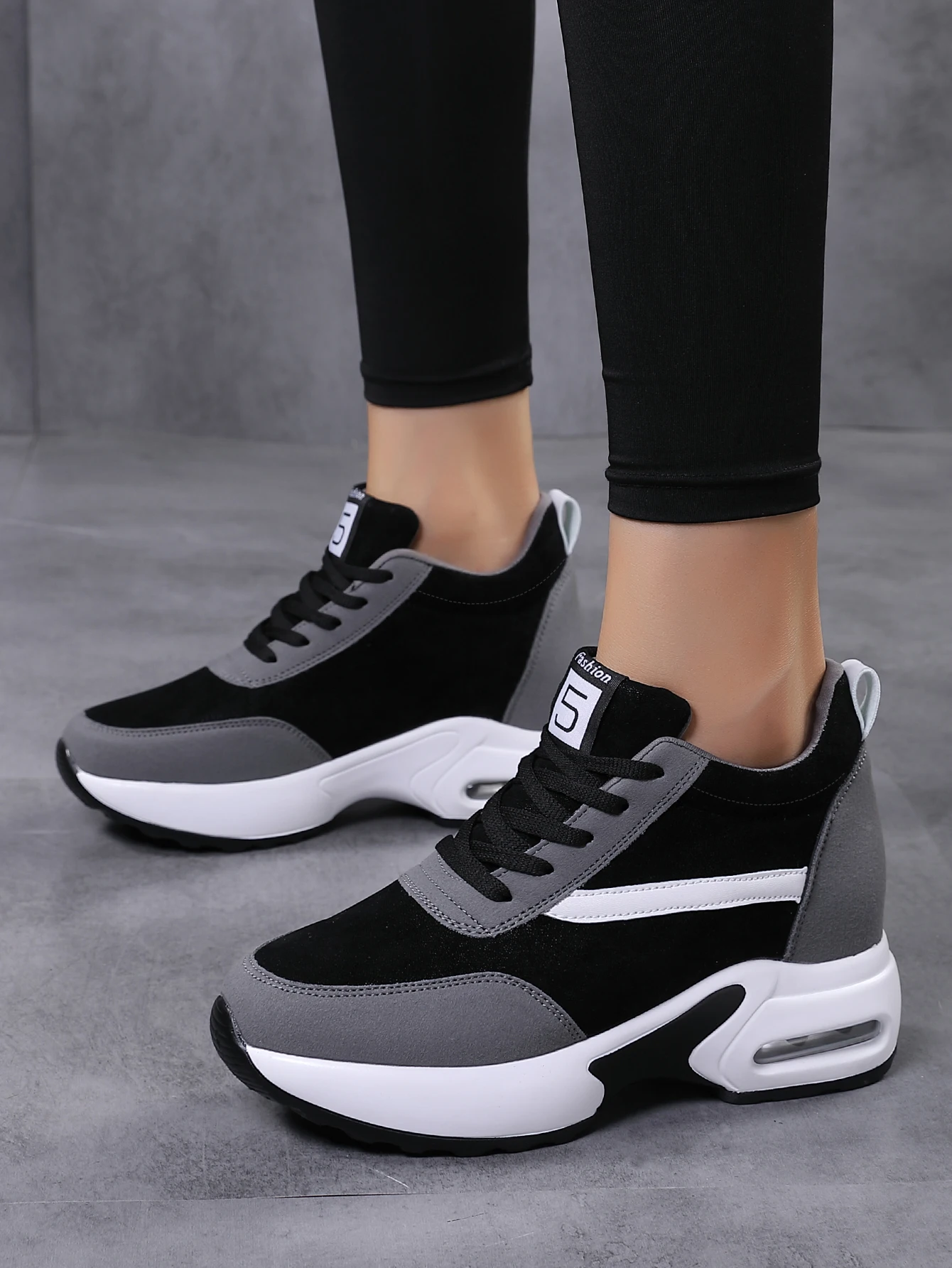 

9 cm Wedge Sneakers Lady Lace Up Casual Sport Shoes Women Hidden Inner Heightening Shoes Comfort Platform Walking Shoes 20266 v