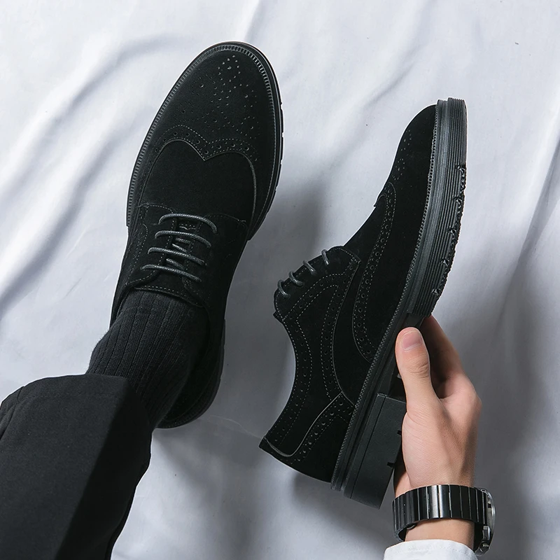 Men Oxford Shoes Comfort Suede Leather Shoes Vintage Slip-on Classic Casual Men Solid Color Wedding Male Lightweight mens shoes