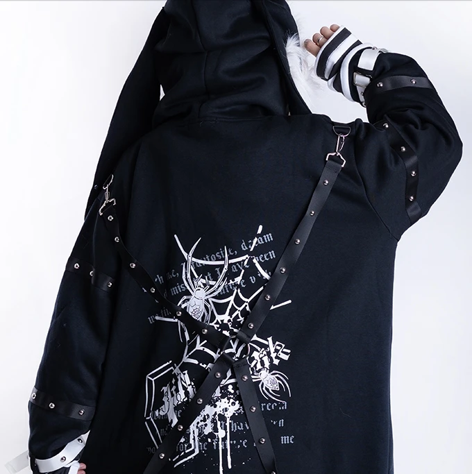 Original Design Autumn and Winter Cross Iron Chain Strap
