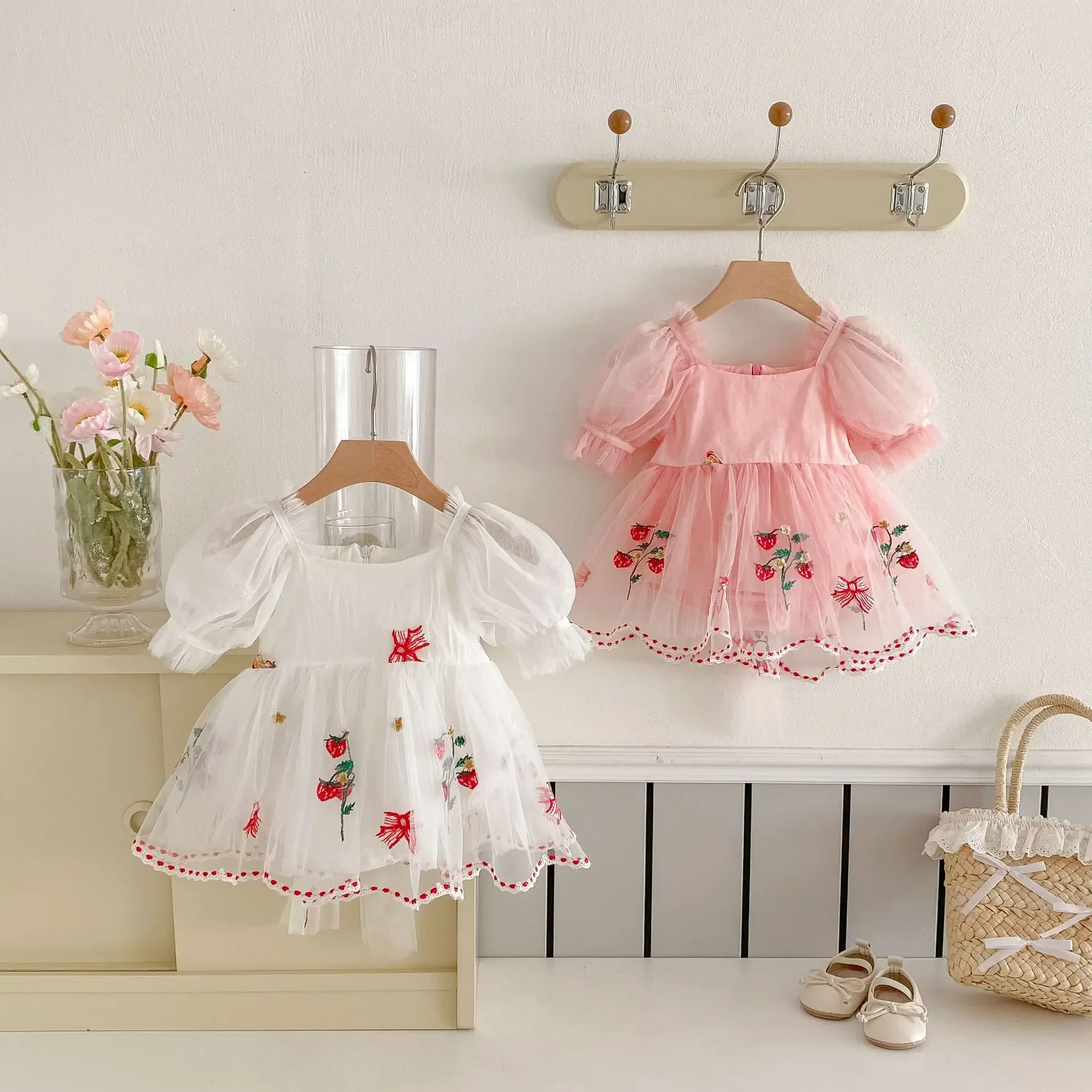 Princess Style Embroidered Butterfly Knot Net Skirt Baby Girl Outfit Summer Bubble Sleeve Bib Overalls Cotton Crawling Suit