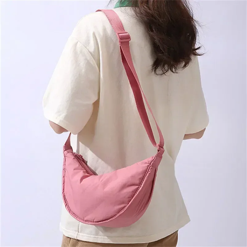 

Simple Nylon Women's Hobos Shoulder Bag Solid Color Female Portable Padded Messenger Bags New Design Girls Small Purse Handbags