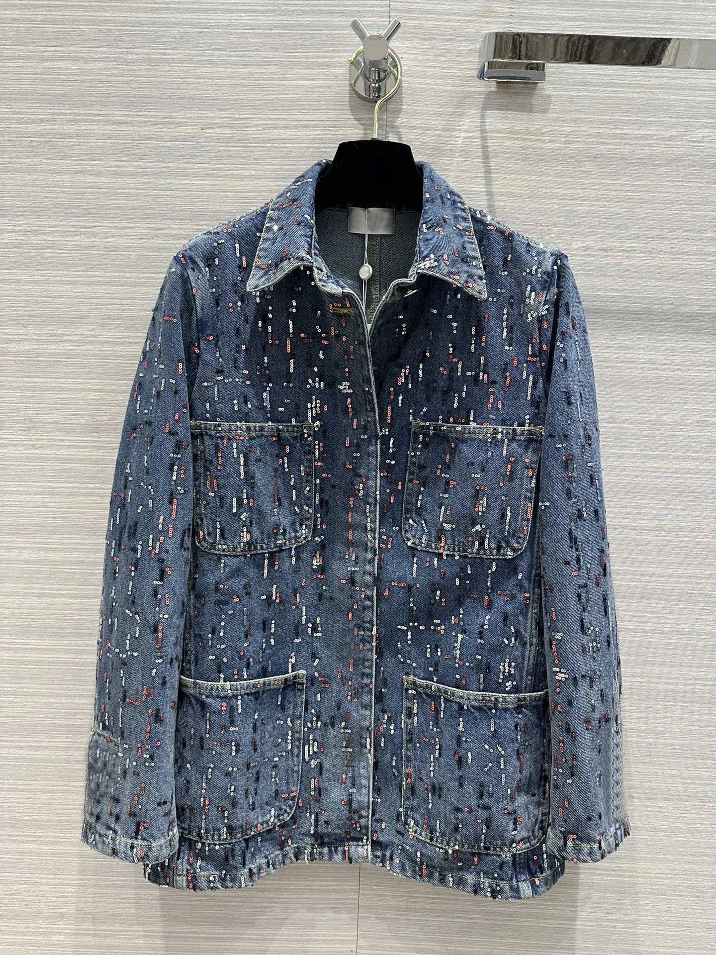 

Denim jacket, gradient color embroidery beads nostalgia retro wash water stylish and advanced tone