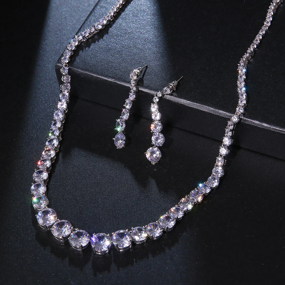 Sugo New Fashion Simple Design Gradient Circular Shiny Zirconia Earrings Necklaces Sets For Elegant Women Dazzling Jewelry Gift